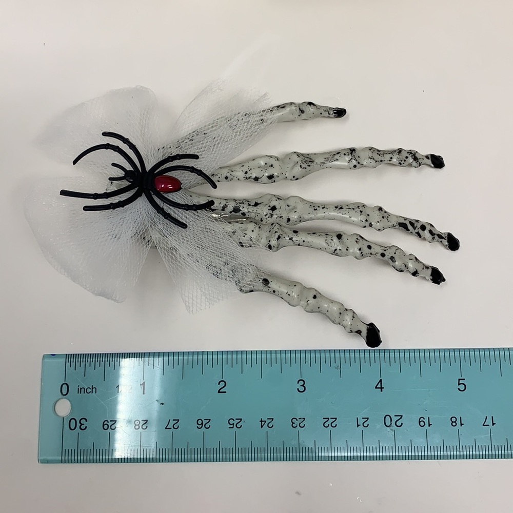 Skeleton 🕷hand hair clip Halloween Day of Dead - Picture 7 of 10